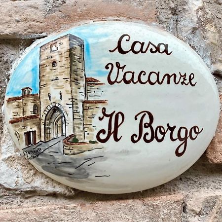 Casa Vacanze Il Borgo Gubbio Exteriör bild