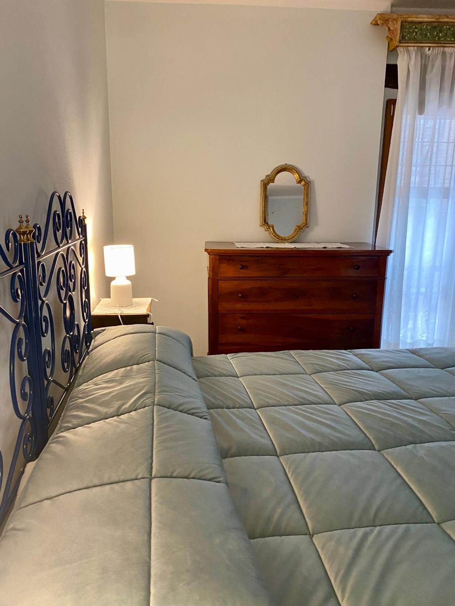 Casa Vacanze Il Borgo Gubbio Exteriör bild