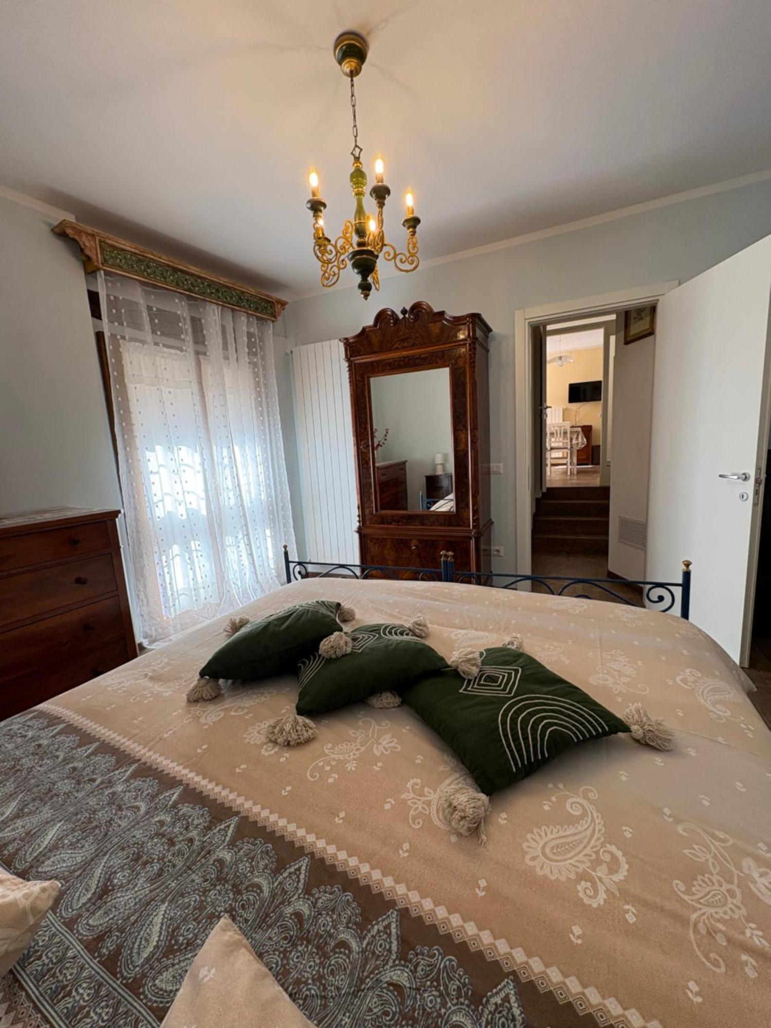 Casa Vacanze Il Borgo Gubbio Exteriör bild
